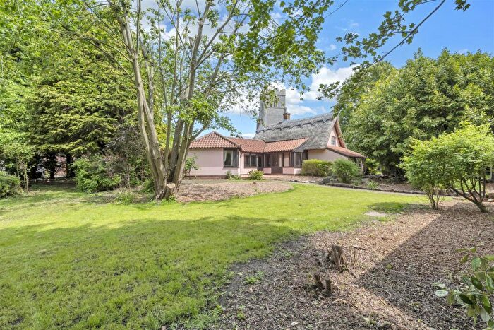 4 Bedroom Detached House For Sale In The Street, Badwell Ash, IP31