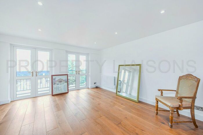 1 Bedroom Flat To Rent In George Leybourne House, Fletcher Street, London, E1