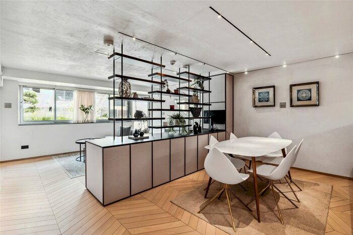 Studio To Rent In Kensington Heights, - Campden Hill Road, London, W8