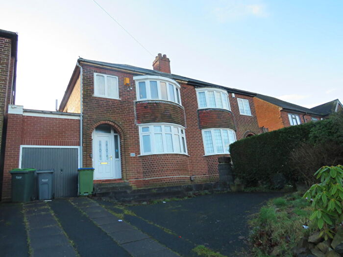 3 Bedroom House To Rent In New Birmingham Road, Tividale, Oldbury, B69