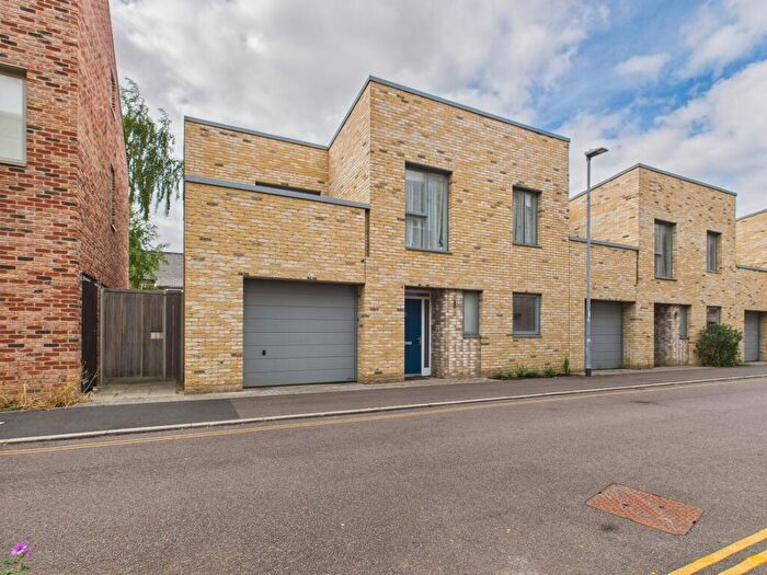 2 Bedroom Semi Detached House To Rent In Headly Street, Cambridge, Cambridgeshire, CB1