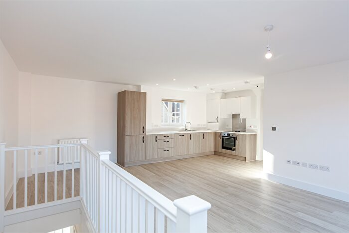 2 Bedroom Flat To Rent In Leaf Living At Chesterwell, Mile End, Fb, CO4