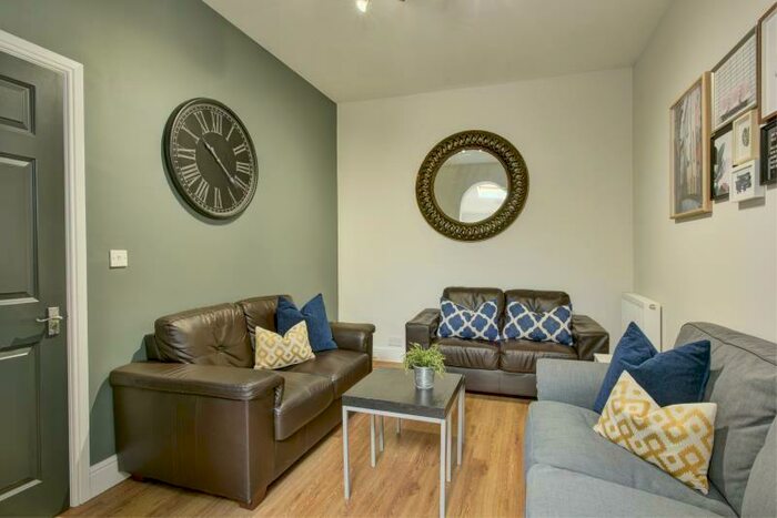 7 Bedroom Terraced House To Rent In Elmside, Exeter, EX4