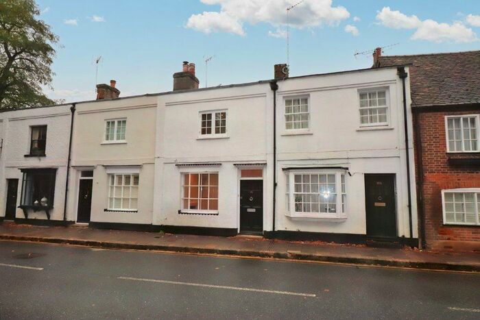 2 Bedroom Terraced House To Rent In West Sreet, Marlow, SL7