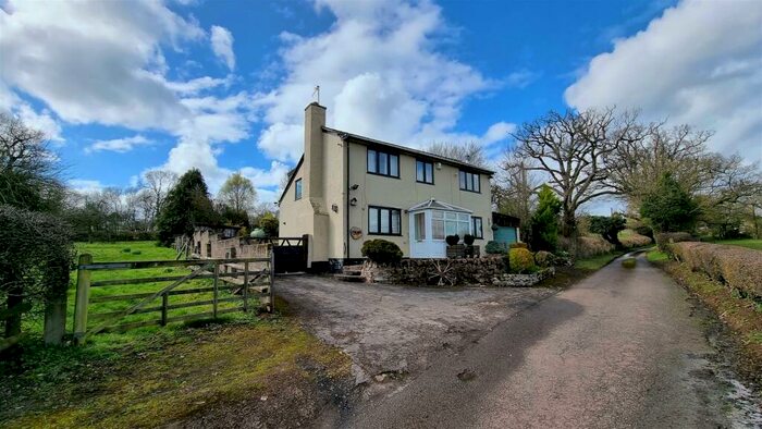 4 Bedroom Detached House For Sale In Broomsgreen, Dymock, GL18