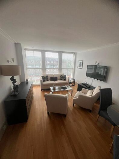 1 Bedroom Apartment To Rent In Francis House, Coleridge Gardens, SW10