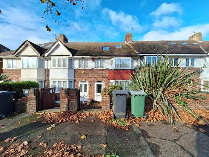 4 Bedroom Terraced House To Rent In Waltham Way, London, E4