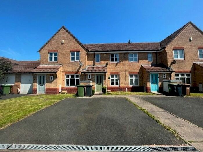 2 Bedroom Property To Rent In Yale Road, Willenhall, WV13