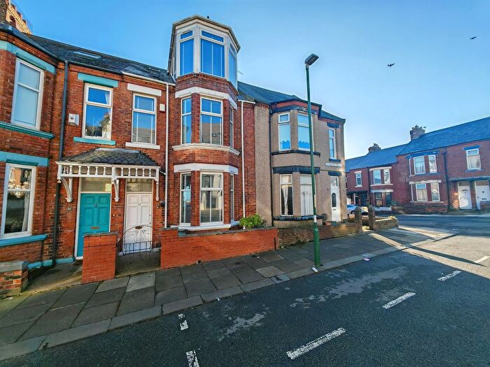 4 Bedroom Terraced House For Sale In Woodlands Terrace, South Shields, NE33