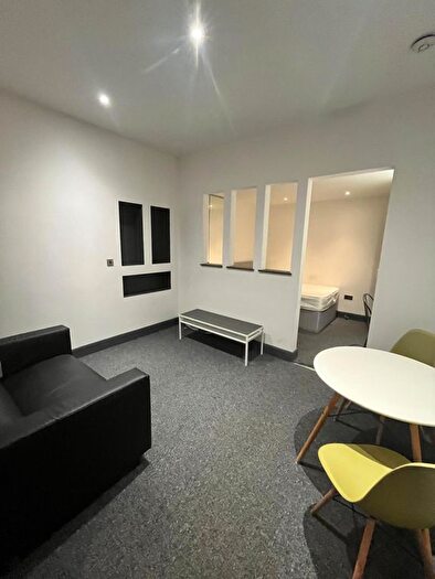 1 Bedroom Flat To Rent In Flat - Eaton Crescent, Uplands, Swansea, SA1