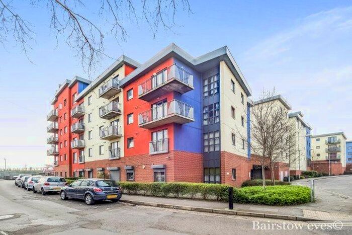 1 Bedroom Flat To Rent In Spring Place, Barking, IG11