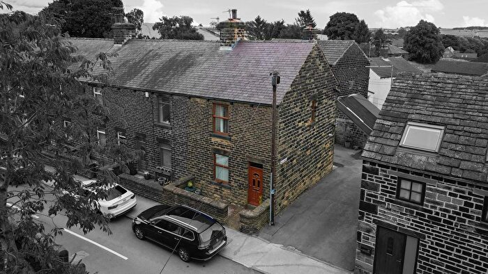 3 Bedroom End Of Terrace House To Rent In Towngate, Thurlstone, Sheffield, S36