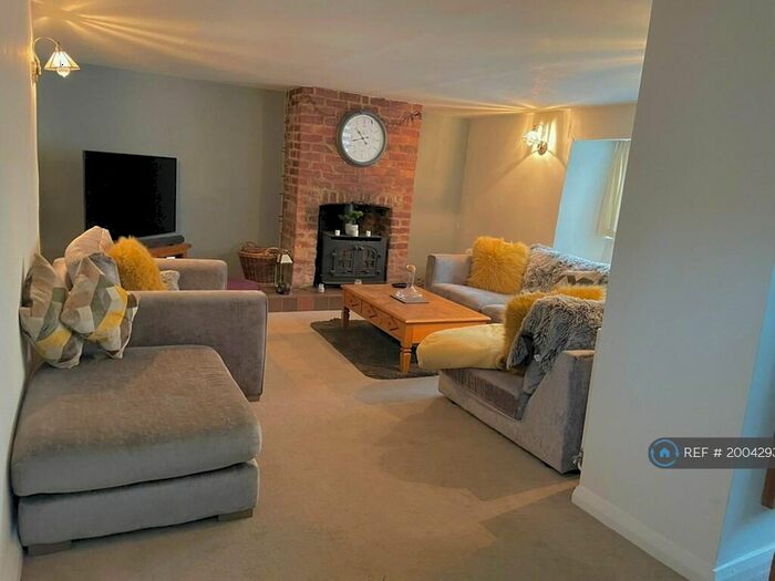 3 Bedroom Semi-Detached House To Rent In Lodge Road, Little Houghton, Northampton, NN7