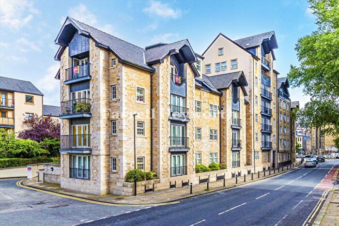 2 Bedroom Flat To Rent In Damside Street, Lancaster, LA1