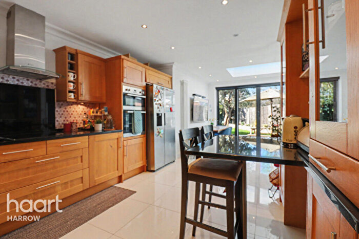 4 Bedroom Semi Detached House For Sale In Herlwyn Avenue, Ruislip, HA4