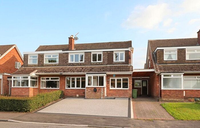 3 Bedroom Semi Detached House For Sale In Sycamore Drive, Killamarsh, S21