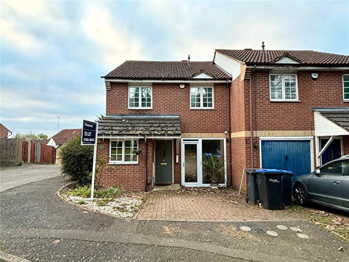3 Bedroom End Of Terrace House To Rent In Bective View, Northampton, Northamptonshire, NN2