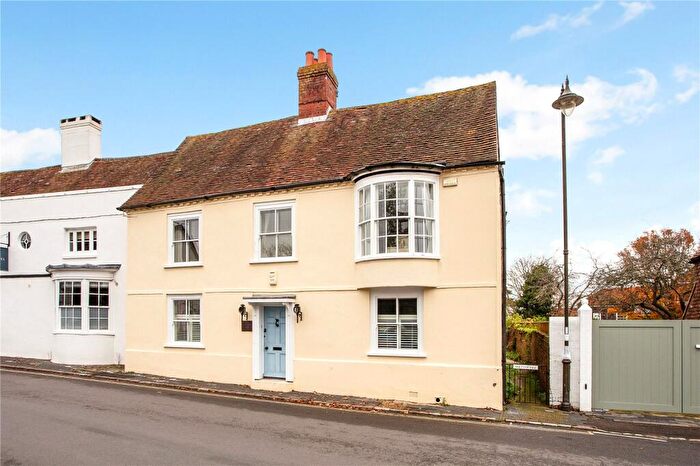 5 Bedroom Semi-Detached House For Sale In Angel Street, Petworth, West Sussex, GU28