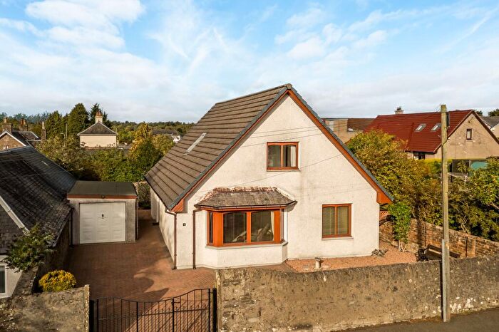 4 Bedroom Detached House For Sale In Dronley Road, Birkhill, Dundee, DD2