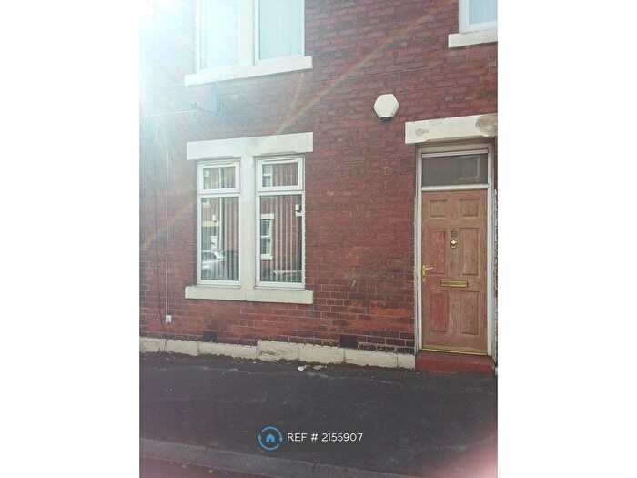 2 Bedroom Flat To Rent In Barrasford Street, Wallsend, NE28