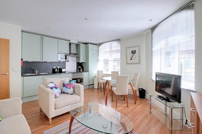 1 Bedroom Apartment To Rent In Pepys Street, Tower Hill, EC3N