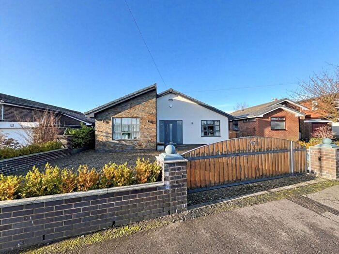 4 Bedroom Detached House For Sale In Pole Lane, Bury, BL9