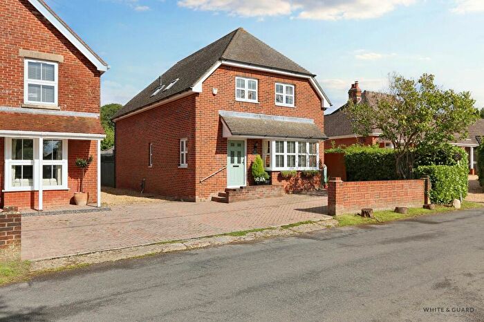 4 Bedroom Detached House For Sale In Manor Road, Durley, SO32