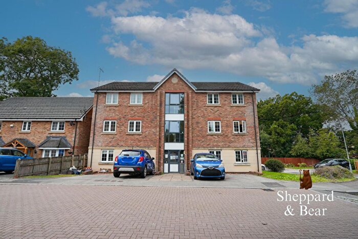 2 Bedroom Flat For Sale In Westfield Gardens, Newport, NP20