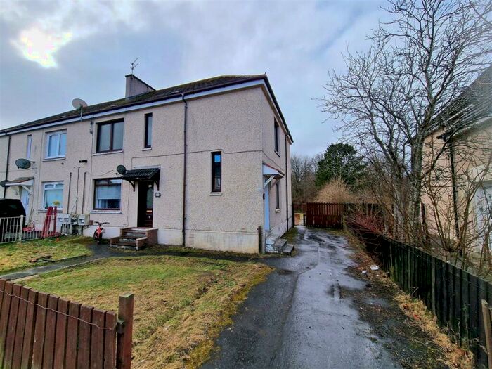 2 Bedroom Apartment To Rent In Crindledyke Crescent, Newmains, Wishaw, ML2