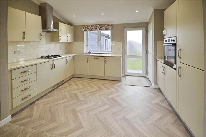 2 Bedroom Park Home For Sale In Shore Drive, Hoo, Rochester, Kent, ME3