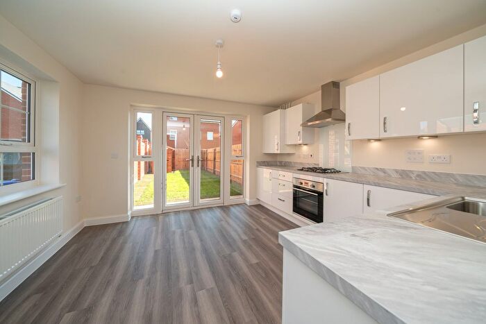 3 Bedroom Semi-Detached House For Sale In Barnes Mews, Broughton, Aylesbury, HP22