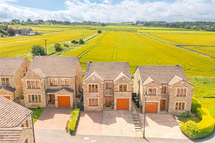 4 Bedroom Detached House For Sale In Broadacres, Honley, Holmfirth, HD9