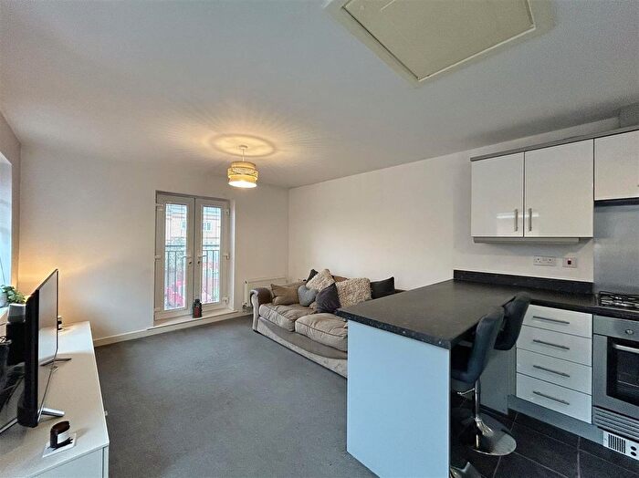 1 Bedroom Semi-Detached House To Rent In Rockwood Close, Knottingley, WF11
