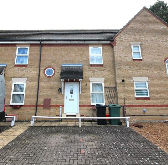1 Bedroom Terraced House To Rent In Archers Close, CM12