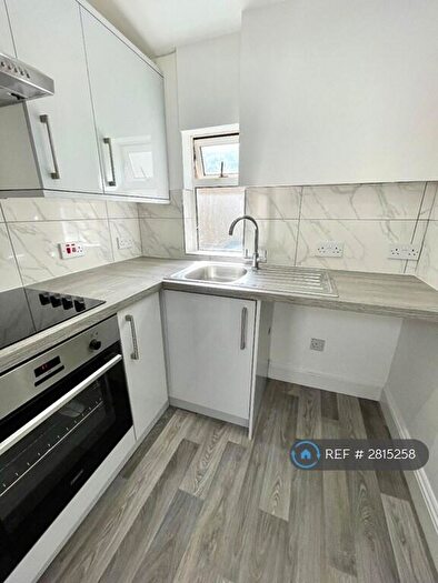 Studio To Rent In Nags Head Hill, Bristol, BS5