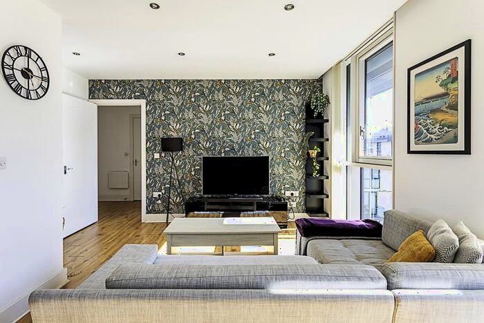 1 Bedroom Flat To Rent In Times Square, London, E1