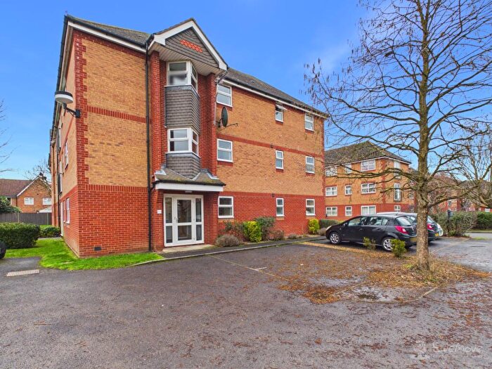 1 Bedroom Apartment For Sale In Blackthorn Close, Cambridge, Cambridgeshire, CB4