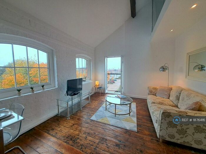 2 Bedroom Flat To Rent In Hull Marina, Hull, HU1