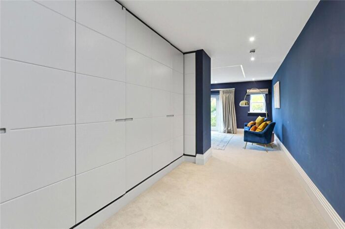 5 Bedroom Detached House To Rent In Oakshade Road, Oxshott, Surrey, KT22
