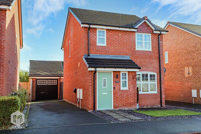 3 Bedroom Detached House For Sale In Lark Field Close, Astley, Manchester, M29