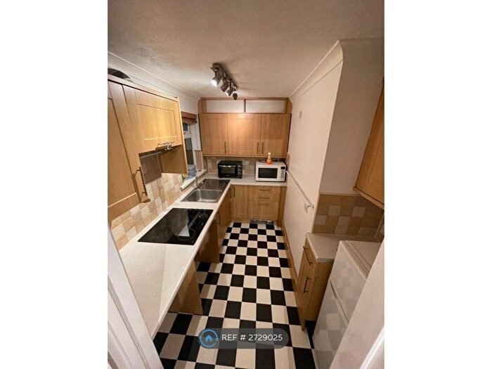 Studio To Rent In Thurlow Avenue, Beverley, HU17