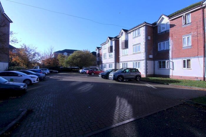 2 Bedroom Flat To Rent In Keats Close, Scotland Green Road, Ponders End, Enfield, EN3