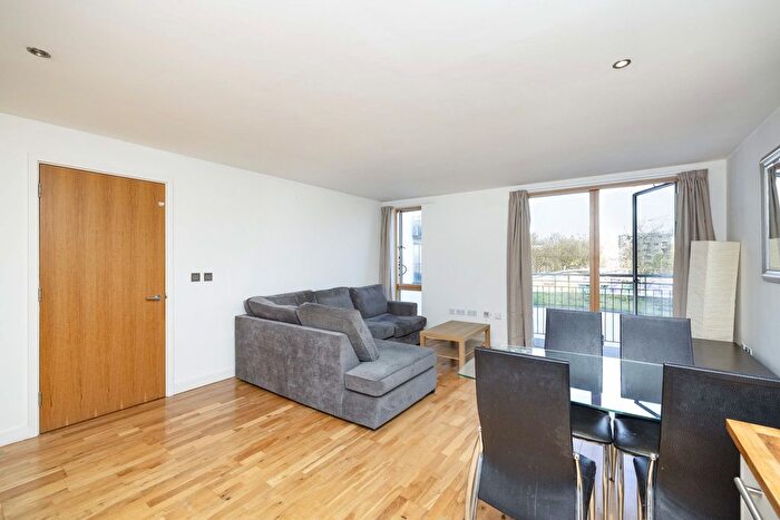 1 Bedroom Flat To Rent In Alscot Road, London, SE1