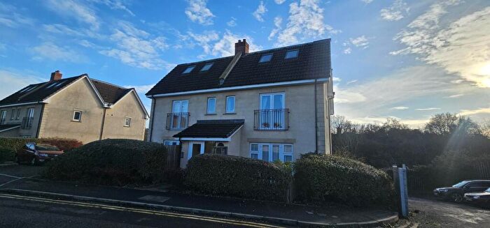 2 Bedroom Flat To Rent In Pound Mead, Corsham, SN13