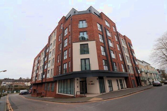2 Bedroom Flat To Rent In St. James Road, Brentwood, CM14