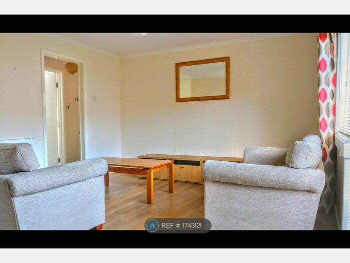 2 Bedroom Flat To Rent In Cowane Street, Stirling, FK8
