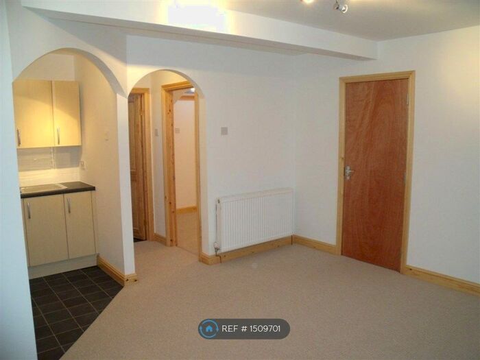 1 Bedroom Flat To Rent In The Avenue, Acocks Green, Birmingham, B27