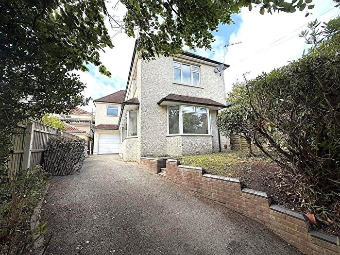4 Bedroom Detached House For Sale In Ringwood Road, Poole, BH14