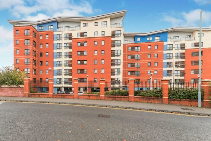 2 Bedroom Apartment To Rent In Millsands, Sheffield, S3