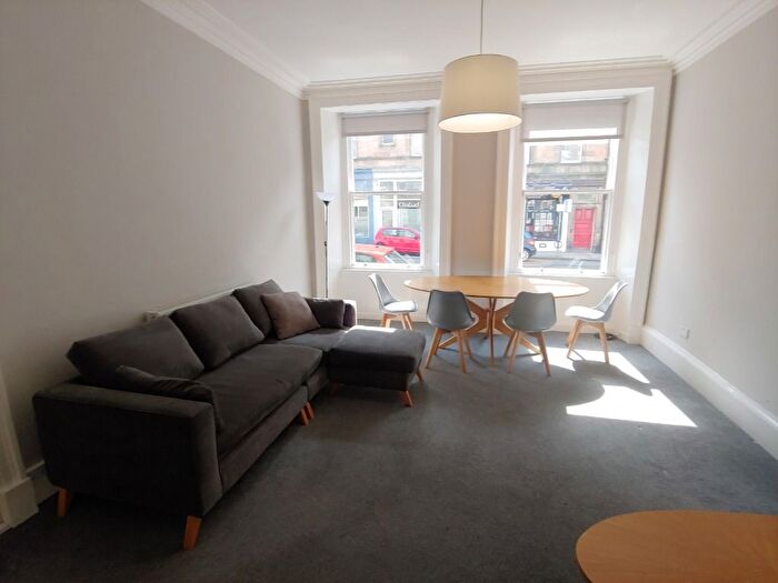 4 Bedroom Flat To Rent In West Preston Street, Edinburgh, EH8